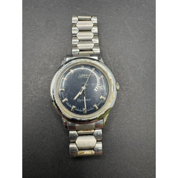 Vintage TIMEX Men’s Electric Dynabeat Black Dial Silver Tone Quartz Watch 30mm